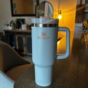 Stanley 40oz